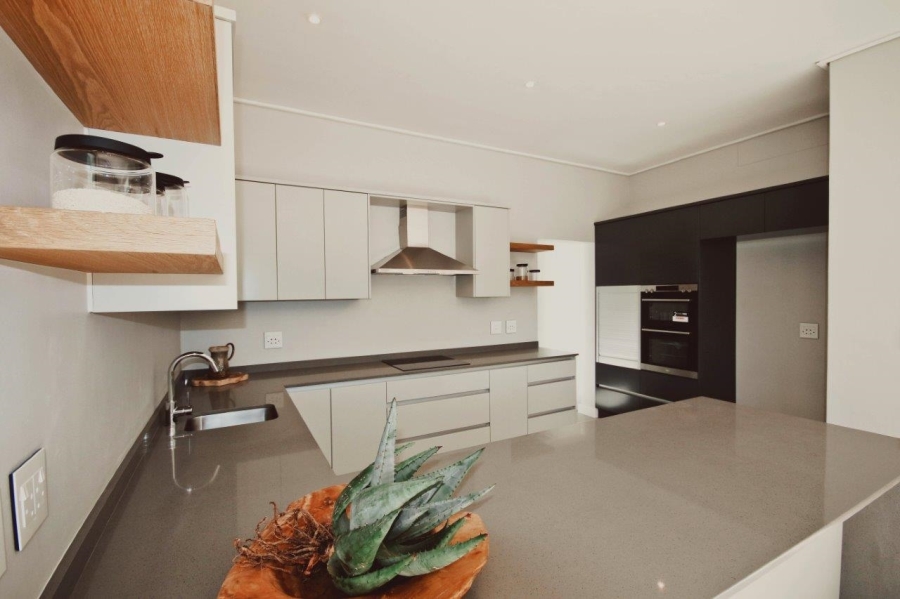 4 Bedroom Property for Sale in Parel Vallei Western Cape